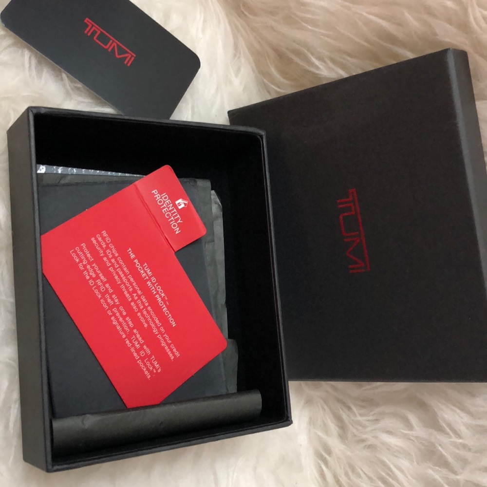 🆕 Tumi Wallet Box & Paper Bag - Picture 6 of 8